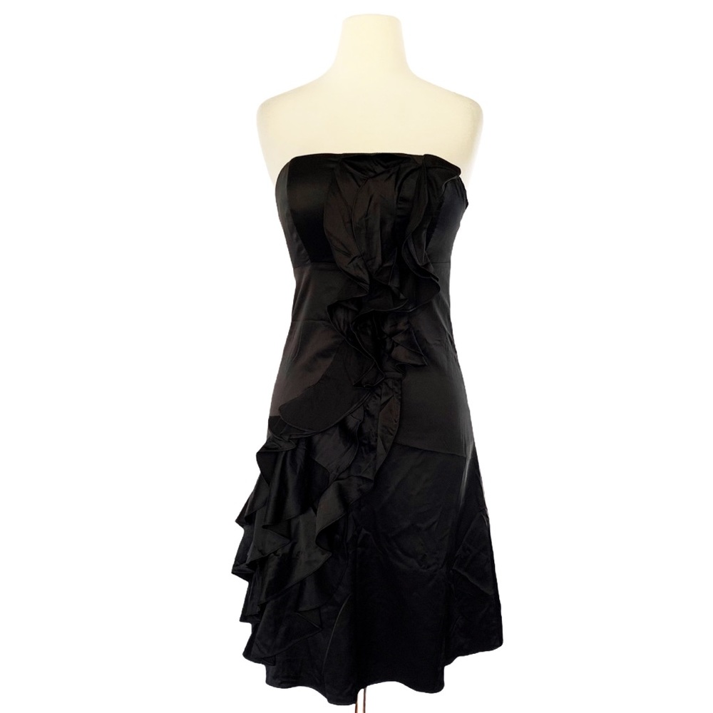 The limited black ruffle strapless dress size 0